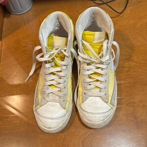 Nike Yellow High Top Sneakers CZ 0363–700 size 8.5